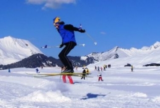  Salto en esquí de fondo Slide